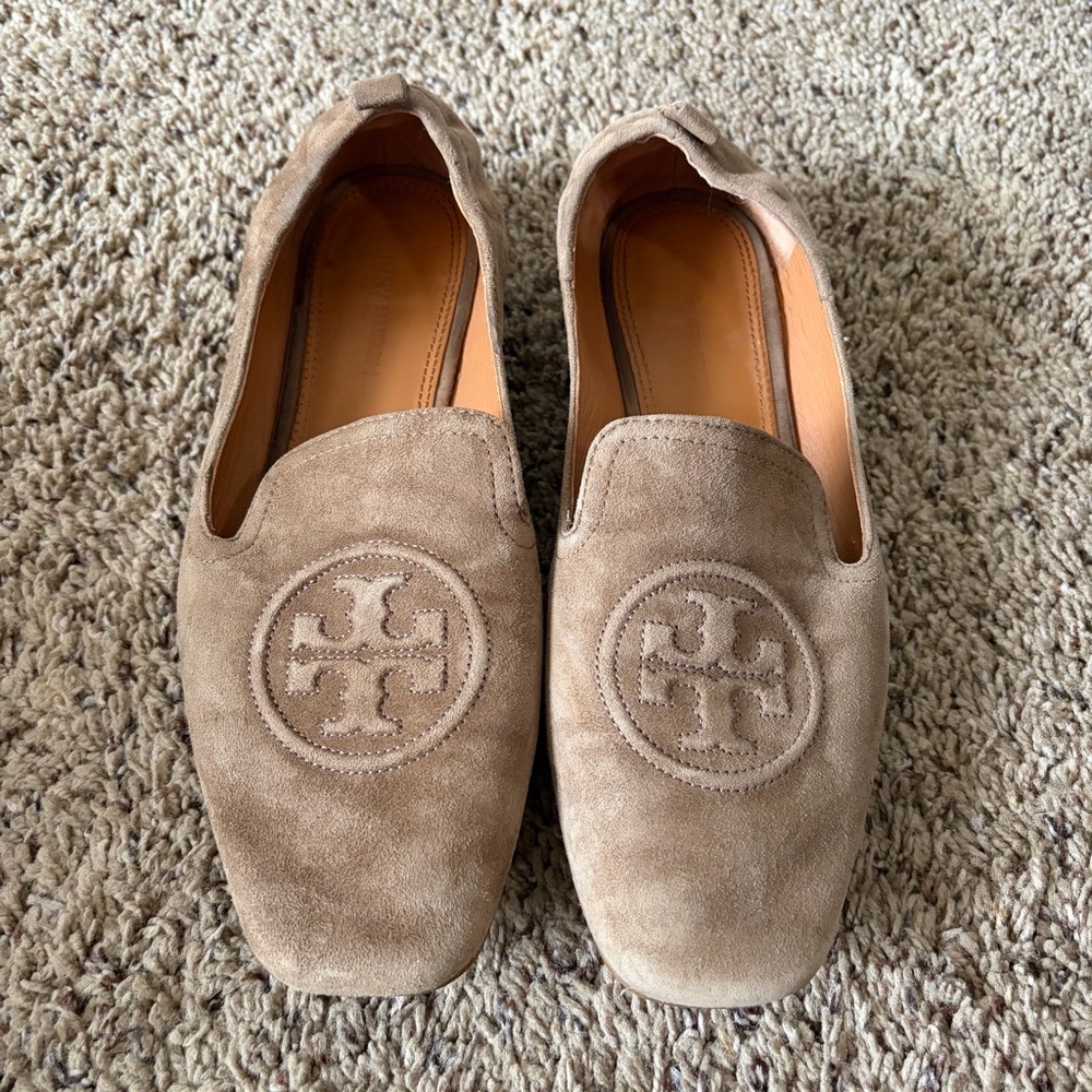 Tory Burch Leigh 15mm Elastic Loafer, Tan Suede, Women's Size 9